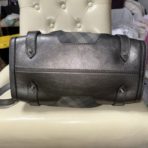 Authentic Burberry Gray Beat Check Shimmer Metallic Leather Crossbody Handbag - Picture 12 of 14